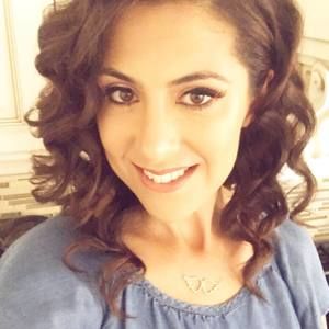 Meet your Posher, Elif